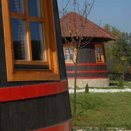 Eko Selo Kostunici Otel Dış mekan fotoğraf