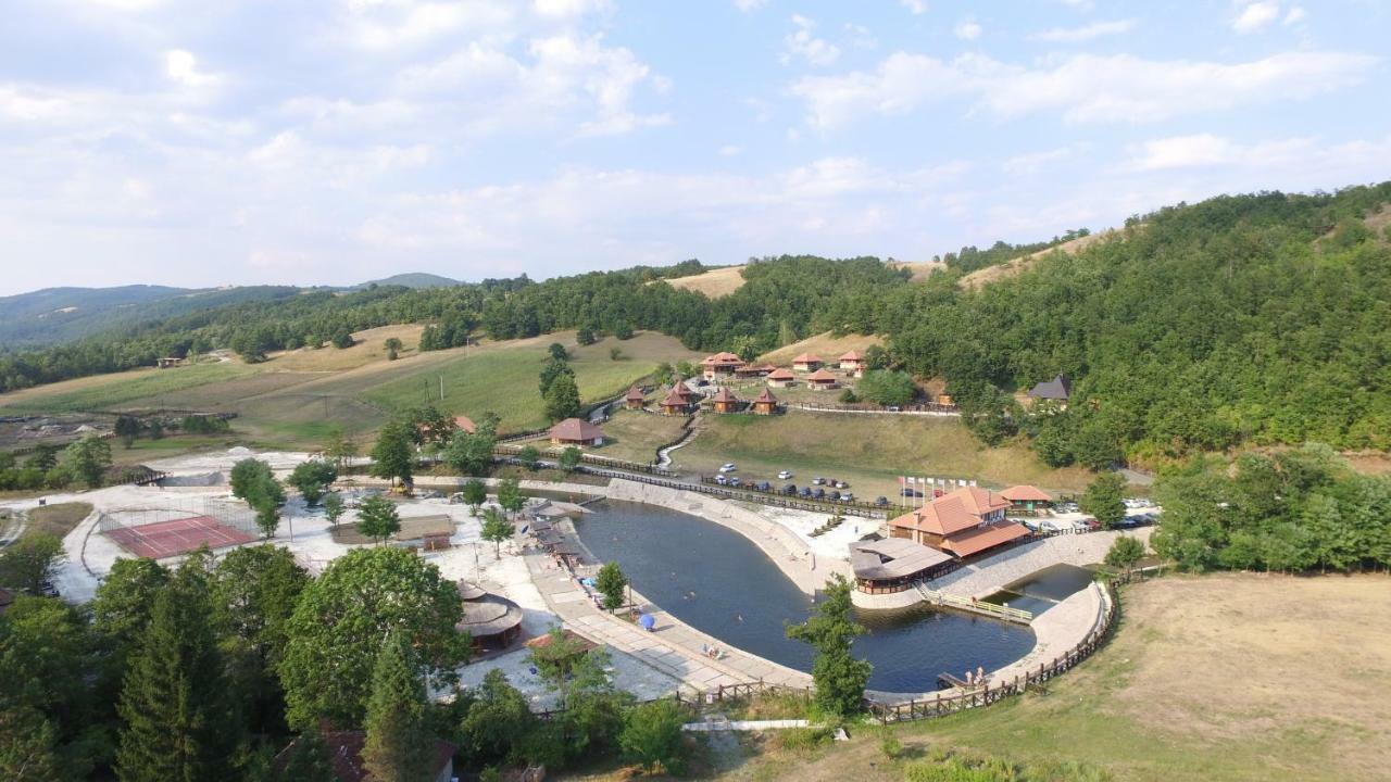 Eko Selo Kostunici Otel Dış mekan fotoğraf