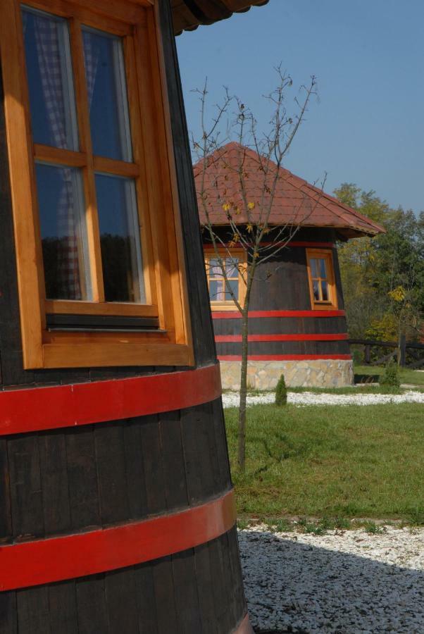 Eko Selo Kostunici Otel Dış mekan fotoğraf